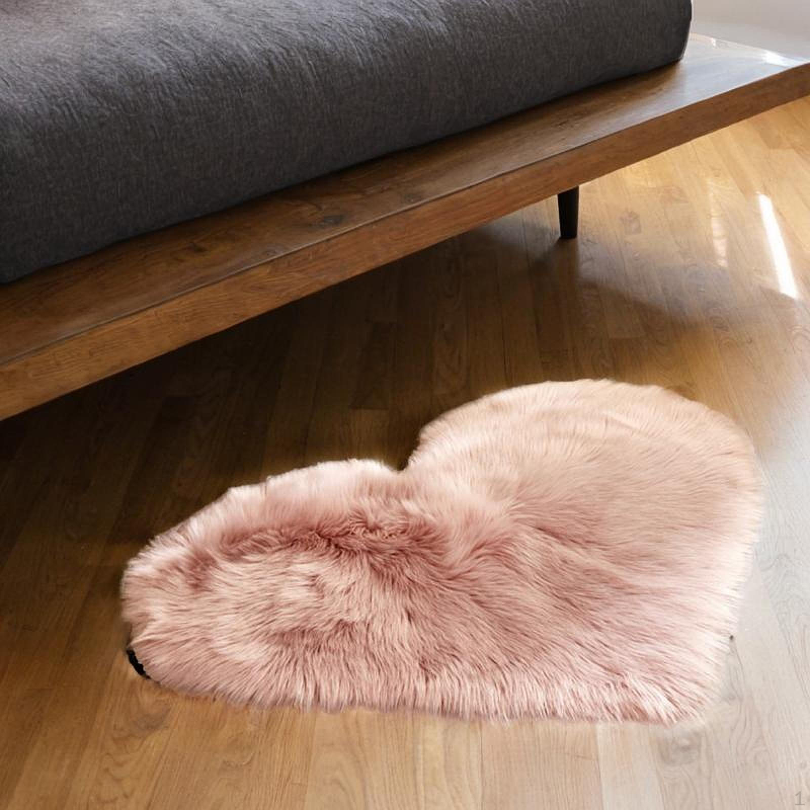 Ковер в форме сердца для прикроватной зоны, подарочный коврик для особых случаев, нескользящий коврик для пола в помещении розовый