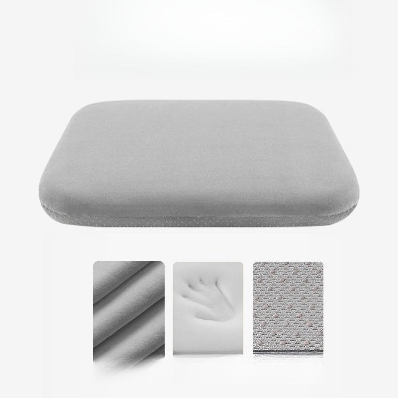 Practical Sponge Office Chair Cushion Resilient Removable Student Seat Cushion Non-slip Breathable Chair Cushion School 35x35x3.5cm
Practical Sponge Office Chair Cushion Resilient Removable Student Seat Cushion Non-slip Breathable Chair Cushion School 35x35x3.5cm