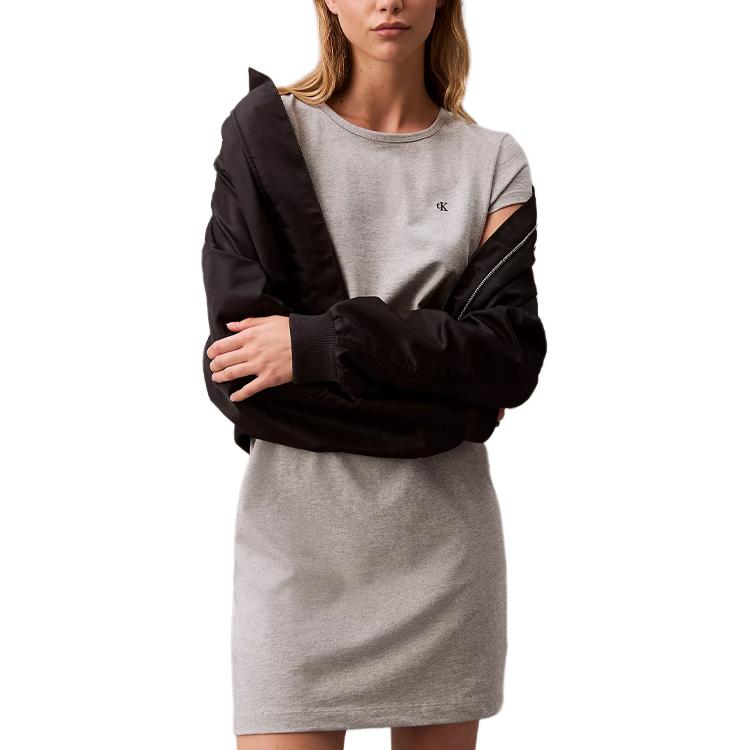Calvin Klein Круглый вырез Простое удобное однотонное платье с коротким рукавом с буквенным принтом Женские платья Hero-Grey Stone Heather 40WP334-020 XS
Calvin Klein Круглый вырез Простое удобное однотонное платье с коротким рукавом с буквенным принтом Женские платья Hero-Grey Stone Heather 40WP334-020 XS