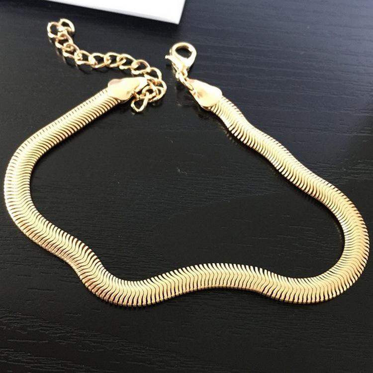 Europe And The United States Fashion Metal Chain Fine Fish Scales Anklet High-grade Snake Bone Chain Bracelet Zircon золотой
Europe And The United States Fashion Metal Chain Fine Fish Scales Anklet High-grade Snake Bone Chain Bracelet Zircon золотой