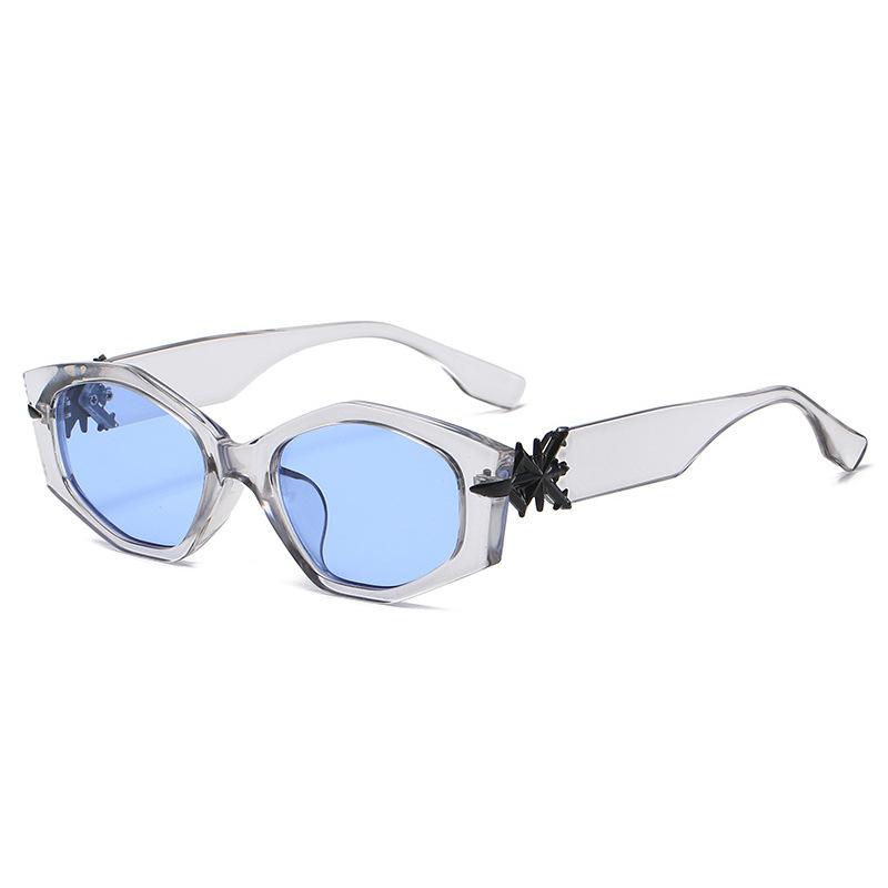 Нестандартные солнцезащитные очки, персонализированные солнцезащитные очки Street Shot Metal, одинаковые солнцезащитные очки.
Нестандартные солнцезащитные очки, персонализированные солнцезащитные очки Street Shot Metal, одинаковые солнцезащитные очки.