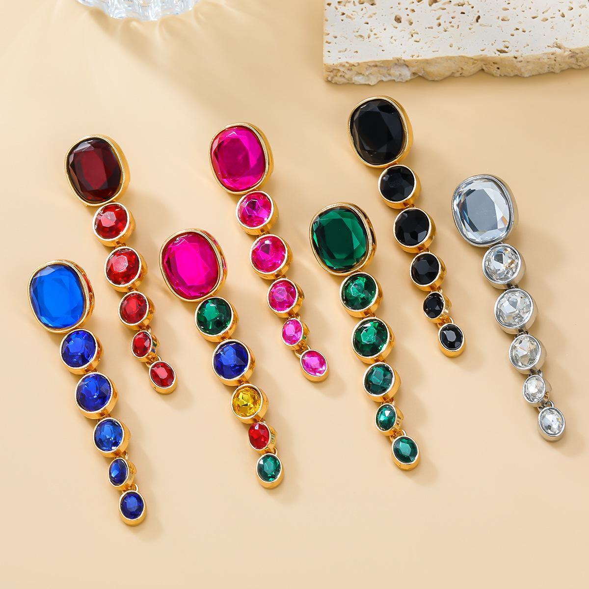 Multi-Layer Oval Rhinestone Fashion Earrings for Women – European and American Style синій
Multi-Layer Oval Rhinestone Fashion Earrings for Women – European and American Style синій