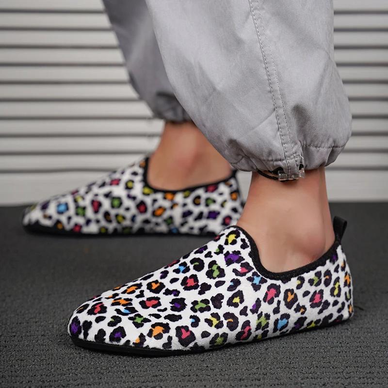 New Winter Cotton Men Leopard Print Warm Slip on Lightweight Slippers Women Plush Home Cotton Loafers Unisex Winter Warm Shoes 36-37 серый
New Winter Cotton Men Leopard Print Warm Slip on Lightweight Slippers Women Plush Home Cotton Loafers Unisex Winter Warm Shoes 36-37 серый