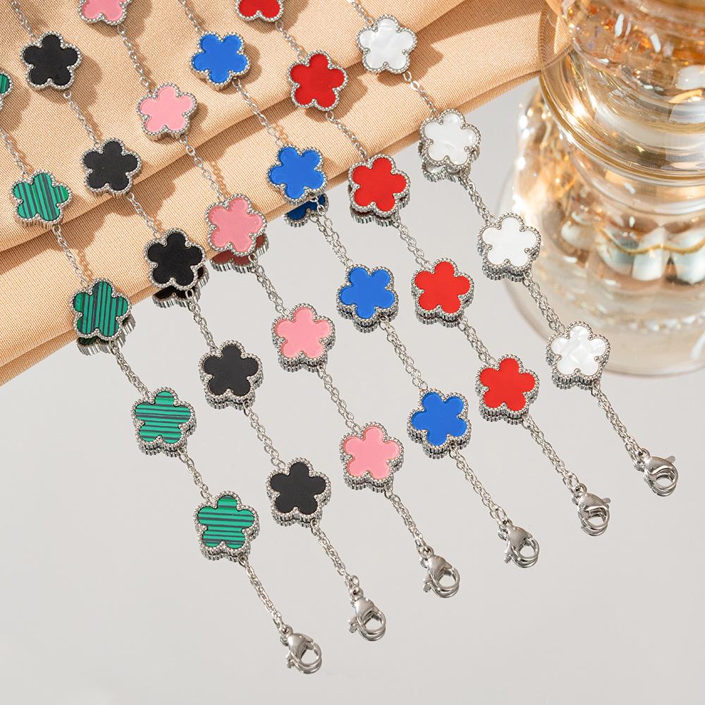 18k Non-Fading Titanium Steel Five-Leaf Clover Bracelet - Luxurious Stainless Steel Jewelry for Women Red Clover Bracelet
18k Non-Fading Titanium Steel Five-Leaf Clover Bracelet - Luxurious Stainless Steel Jewelry for Women Red Clover Bracelet