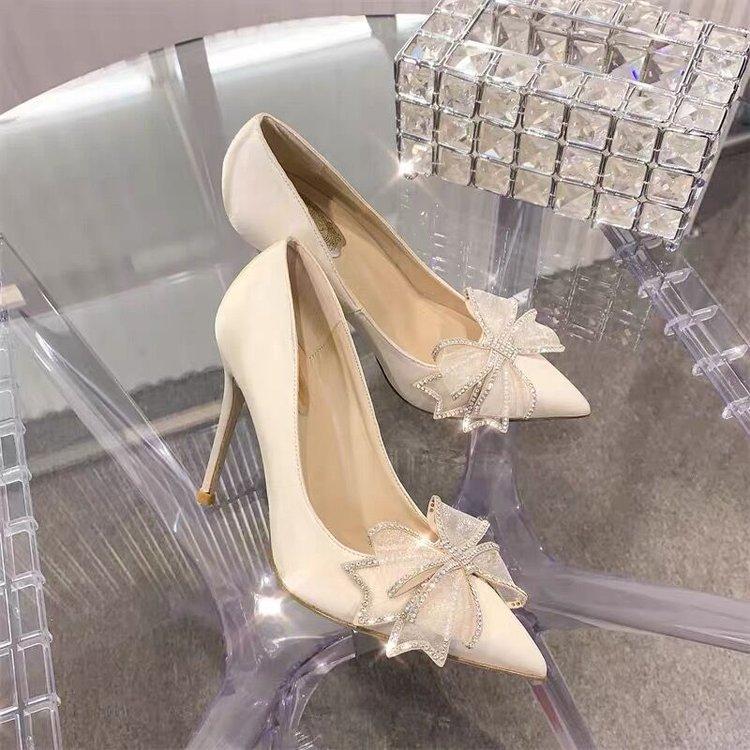 Fairy style high heels female stiletto 2025 new temperament girl bow rhinestone pointed single shoes bridesmaid shoes 34
Fairy style high heels female stiletto 2025 new temperament girl bow rhinestone pointed single shoes bridesmaid shoes 34