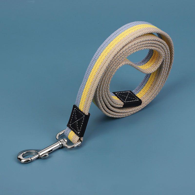 1Pc Durable Striped Dog Leash, Polyester Fiber Pet Traction Rope, Heavy-Duty For All Breeds, Easy To Fold And Store, Without Bat 1.5m жёлтый
1Pc Durable Striped Dog Leash, Polyester Fiber Pet Traction Rope, Heavy-Duty For All Breeds, Easy To Fold And Store, Without Bat 1.5m жёлтый