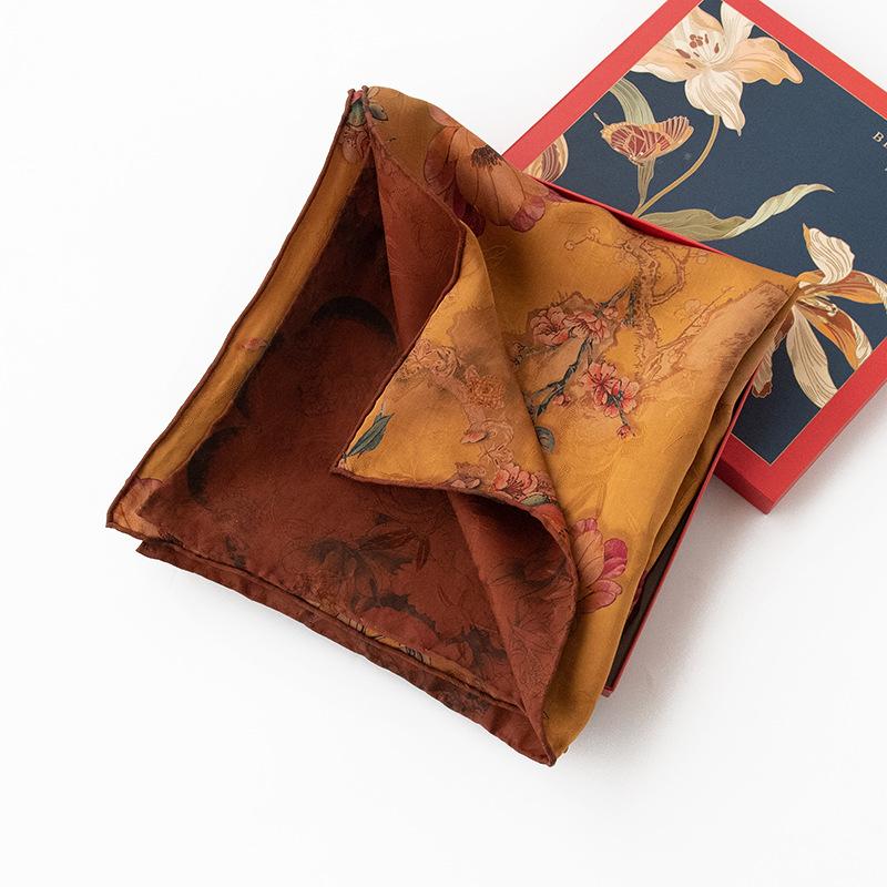 New Scarf Thin Mulberry Silk Long Gauze Scarf Xiangyun Yarn for Mother 175*53cm
New Scarf Thin Mulberry Silk Long Gauze Scarf Xiangyun Yarn for Mother 175*53cm