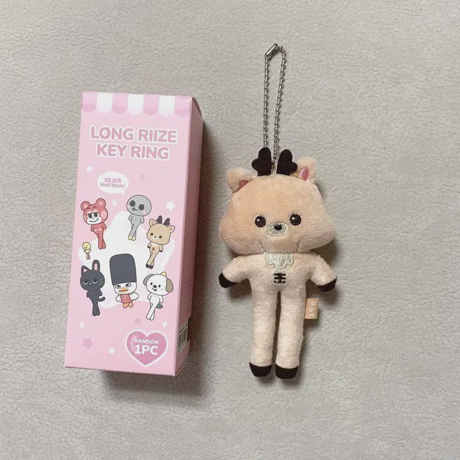 RIIZE Брелок Длинная Нога Правая Ночь
RIIZE Брелок Длинная Нога Правая Ночь