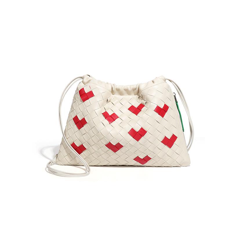 Нишевые плетеные женские сумки 2025 новая любовь сумки-сюрпризы, сумки-облака, сумки-мешки с затягивающимся верхом, сумки через плечо
Нишевые плетеные женские сумки 2025 новая любовь сумки-сюрпризы, сумки-облака, сумки-мешки с затягивающимся верхом, сумки через плечо