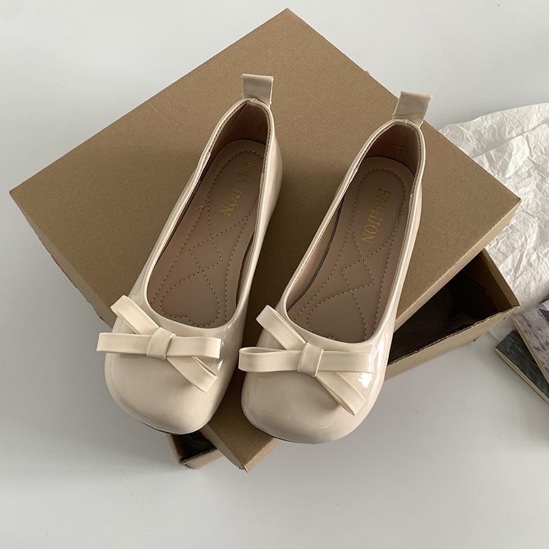 Французский универсальный бант с юбкой, мягкая подошва, шапочки, туфли для женской верхней одежды, лето, новые туфли-лодочки с плоской подошвой 40 бежевый
Французский универсальный бант с юбкой, мягкая подошва, шапочки, туфли для женской верхней одежды, лето, новые туфли-лодочки с плоской подошвой 40 бежевый