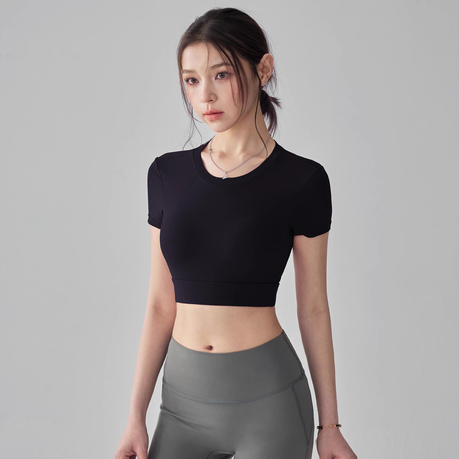 Женская быстросохнущая футболка для йоги с открытой спиной и нагрудными вкладышами Medium
Женская быстросохнущая футболка для йоги с открытой спиной и нагрудными вкладышами Medium