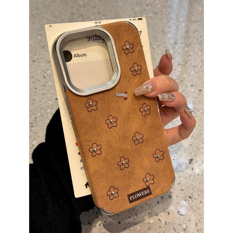 Brown Leather 3D Floral Apple Phone Case for iPhone 16 Pro Max/14/13/11 - Drop-Proof Autumn & Winter Edition iPhone 15 Pro Max
Brown Leather 3D Floral Apple Phone Case for iPhone 16 Pro Max/14/13/11 - Drop-Proof Autumn & Winter Edition iPhone 15 Pro Max