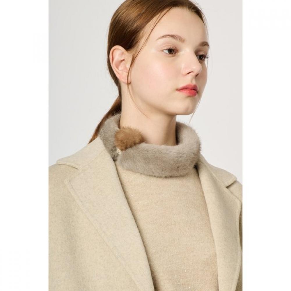 Bcbg Color Block Fur Muffler B4w0a410 dark beige (73)/FREE
Bcbg Color Block Fur Muffler B4w0a410 dark beige (73)/FREE