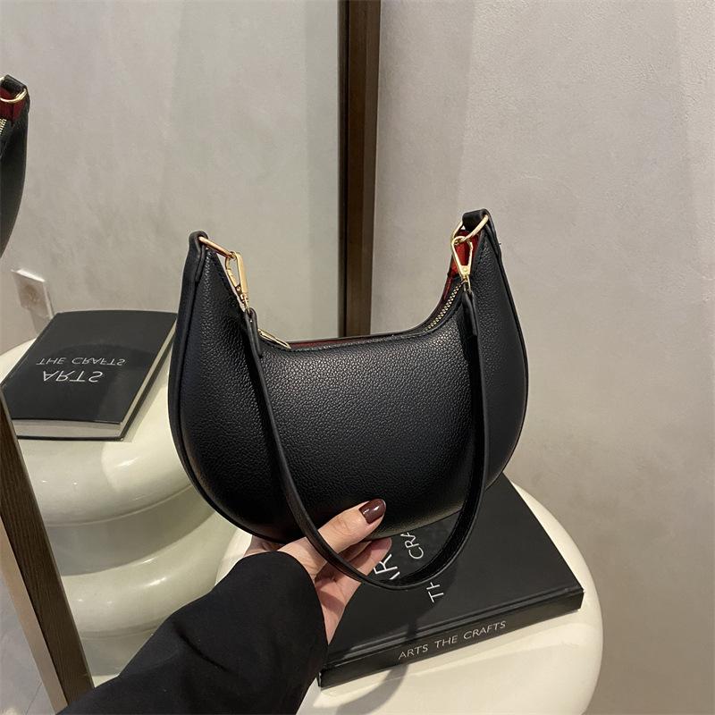 Design Handbag Women s 2025 Early Spring Fashion Casual Crescent Bag Solid Color Underarm Shoulder Bag Women червоний
Design Handbag Women s 2025 Early Spring Fashion Casual Crescent Bag Solid Color Underarm Shoulder Bag Women червоний