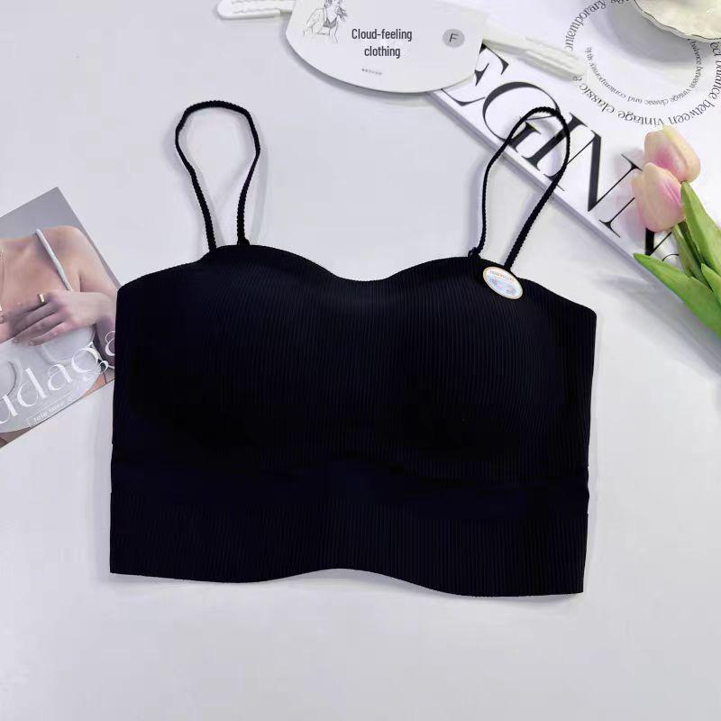 Бесшовный, дышащий женский бюстгальтер-бралетт с высокоэластичными бретелями, беспроводной конструкцией и красивой отделкой сзади для комфортного ношения. One Size (85-120 jin) чёрный
Бесшовный, дышащий женский бюстгальтер-бралетт с высокоэластичными бретелями, беспроводной конструкцией и красивой отделкой сзади для комфортного ношения. One Size (85-120 jin) чёрный