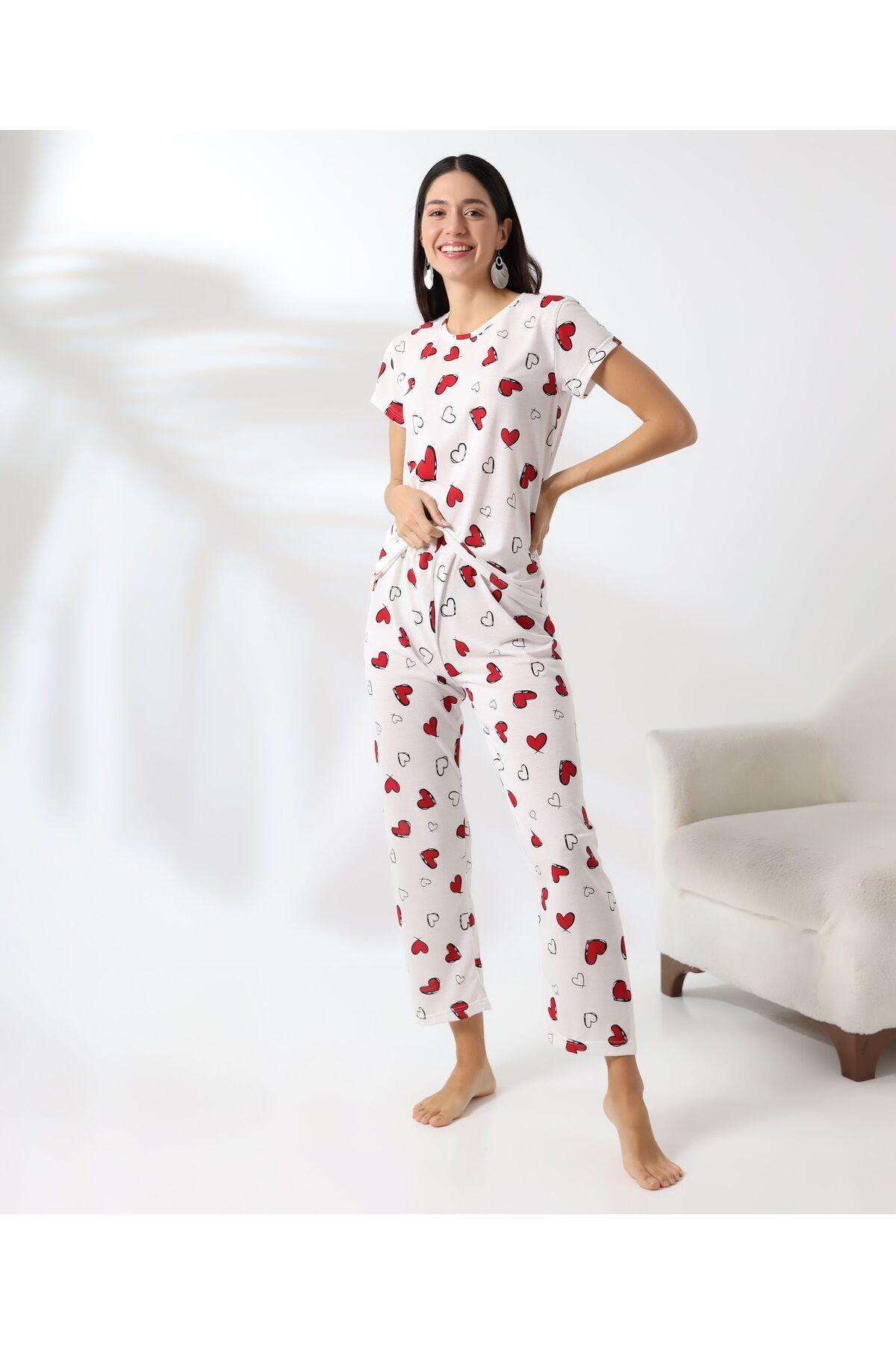 Women s Style Plus Size Pajama Set Red Heart Short Sleeve Cotton Pajama Set 
Women s Style Plus Size Pajama Set Red Heart Short Sleeve Cotton Pajama Set