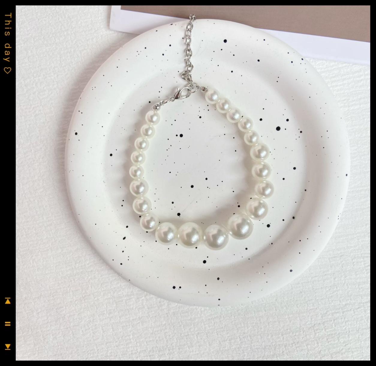 Pet necklace size beads pearl temperament wind neck accessories cat dog accessories adjustable collar Japanese and Korean style XS:23+5cm
Pet necklace size beads pearl temperament wind neck accessories cat dog accessories adjustable collar Japanese and Korean style XS:23+5cm