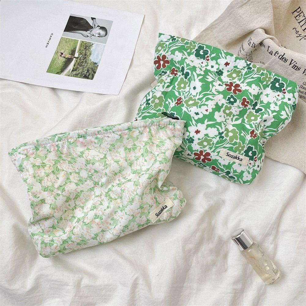 New Floral Cosmetic Bag Multifunctional Large Capacity Skincare Products Pouch Waterproof Zipper Makeup Handbag Travel
New Floral Cosmetic Bag Multifunctional Large Capacity Skincare Products Pouch Waterproof Zipper Makeup Handbag Travel