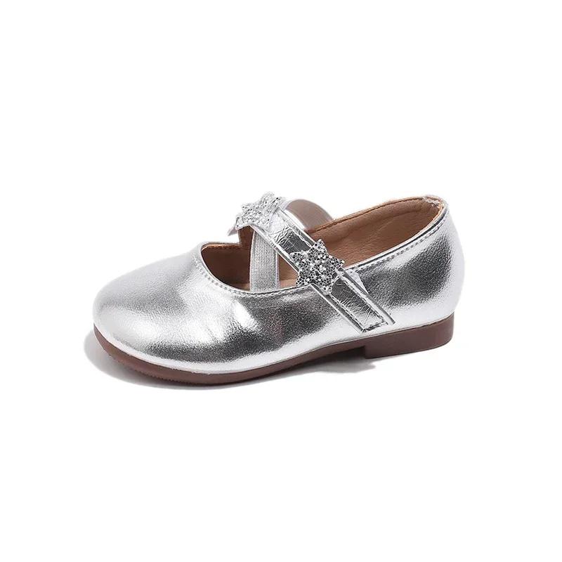 Girls Princess Leather Shoes Glossy PU Kids Causal Shoes for Wedding Party Fashion Versatile Children s Flats Simple Round-toe 25
Girls Princess Leather Shoes Glossy PU Kids Causal Shoes for Wedding Party Fashion Versatile Children s Flats Simple Round-toe 25