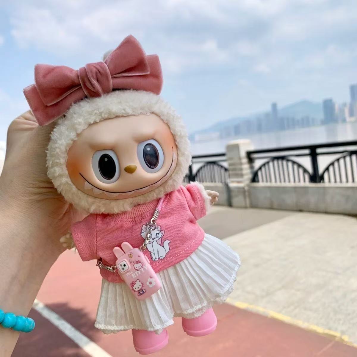 Для кук Labubu 15/17 см Розовый набор одежды Labubu Брелок Labubu 3.0 Девочка Милая Юбка Одежда Дизайнер DIY Игрушка Аксессуары Подарок на День Рождения No doll
Для кук Labubu 15/17 см Розовый набор одежды Labubu Брелок Labubu 3.0 Девочка Милая Юбка Одежда Дизайнер DIY Игрушка Аксессуары Подарок на День Рождения No doll