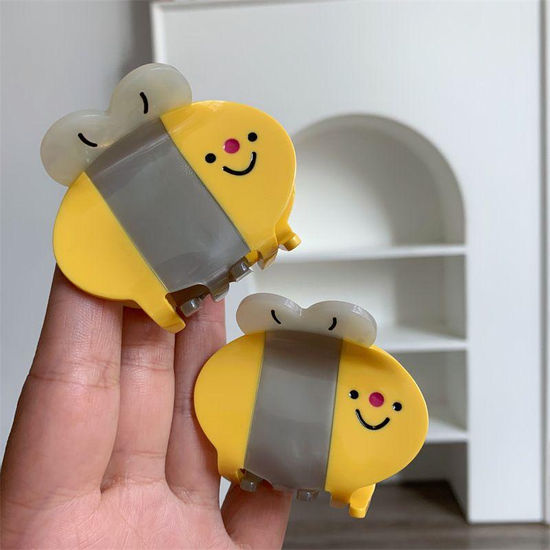 1 шт. Маленький и нежный желтый зажим-краб в форме пчелы с маленькими ацетатными волосами, зажим для полухвоста
1 шт. Маленький и нежный желтый зажим-краб в форме пчелы с маленькими ацетатными волосами, зажим для полухвоста