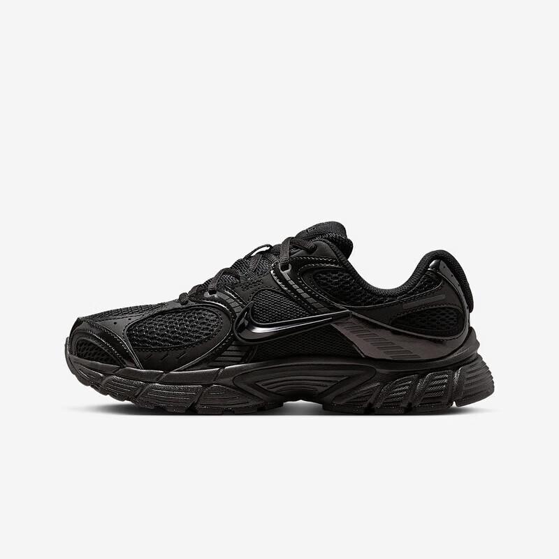 Nike Women s V5 RNR Chunky Mesh Running Shoes 36
Nike Women s V5 RNR Chunky Mesh Running Shoes 36