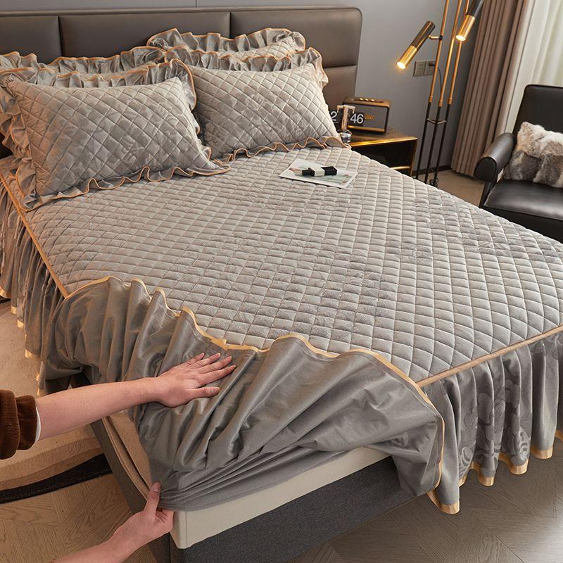 Плюшевая хлопковая простыня с краями юбки, утолщенная, теплая, пылезащитная, полностью завернутая, юбка-кровать, зимний защитный чехол, покрывало на кровать 120x200cm
Плюшевая хлопковая простыня с краями юбки, утолщенная, теплая, пылезащитная, полностью завернутая, юбка-кровать, зимний защитный чехол, покрывало на кровать 120x200cm