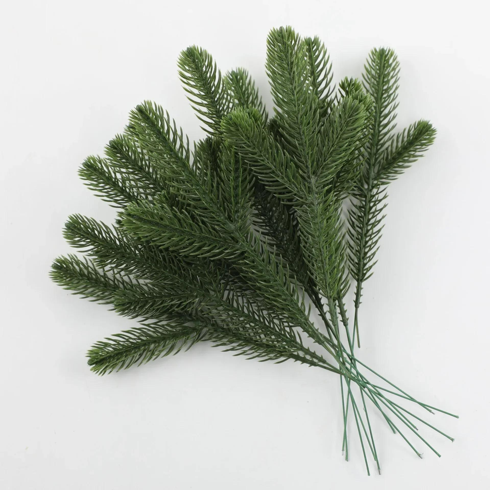 50/5PCS Green Pine Needle Branch Sprigs Stems Christmas Snow Frosted Artificial Fake Plants DIY Wreath Home Garland Decorations 5PCS
50/5PCS Green Pine Needle Branch Sprigs Stems Christmas Snow Frosted Artificial Fake Plants DIY Wreath Home Garland Decorations 5PCS