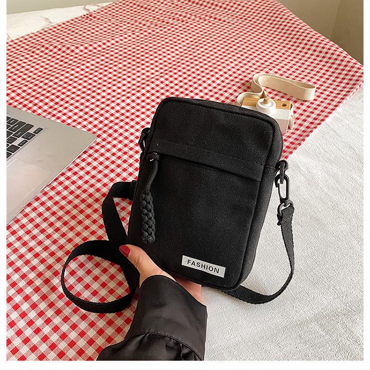 2025 Mini Canvas Crossbody Phone Bag - Fashionable, Lightweight, Versatile Shoulder Bag for Women, Daily Use чорний
2025 Mini Canvas Crossbody Phone Bag - Fashionable, Lightweight, Versatile Shoulder Bag for Women, Daily Use чорний