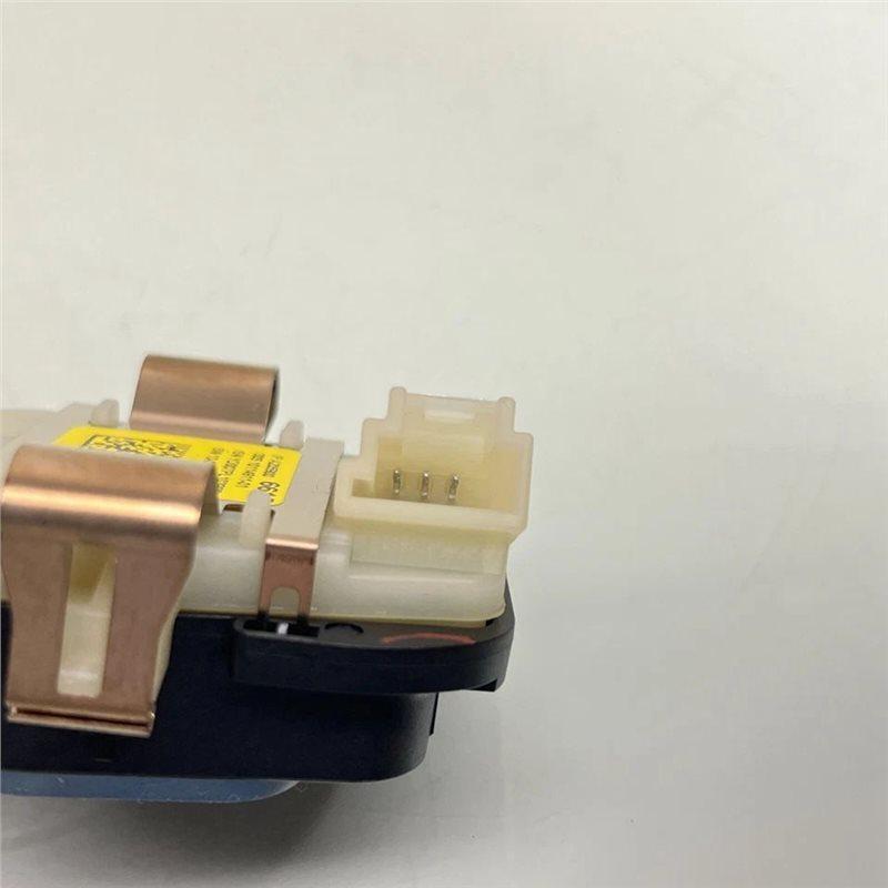 Front Windshield Rain Light Sensor For Mercedes Benz C300 W205 A2059006615 2015-2018 Car Part
Front Windshield Rain Light Sensor For Mercedes Benz C300 W205 A2059006615 2015-2018 Car Part