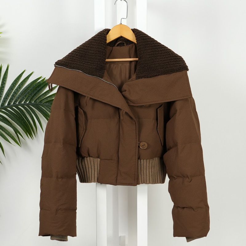 Новая хлопковая одежда женская зимняя короткая свободного кроя хлопковая одежда утолщенные хлопковые куртки жареные уличные куртки трендовые L хаки
Новая хлопковая одежда женская зимняя короткая свободного кроя хлопковая одежда утолщенные хлопковые куртки жареные уличные куртки трендовые L хаки