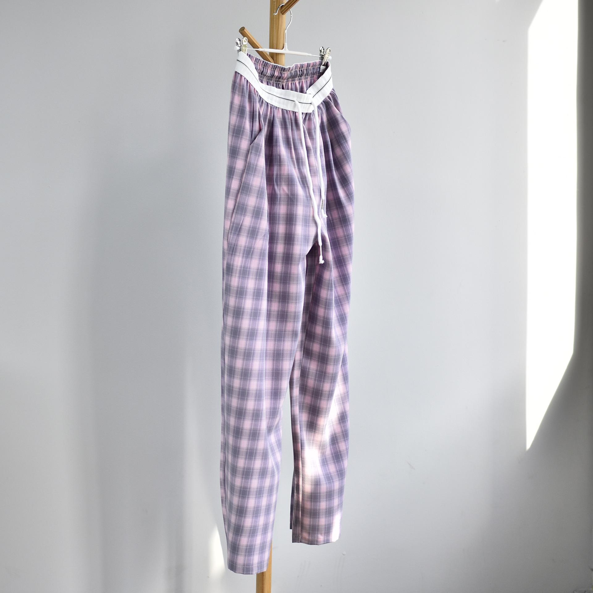 2025 Summer Women s Retro Plaid Drawstring Wide-Leg Casual Pants
2025 Summer Women s Retro Plaid Drawstring Wide-Leg Casual Pants