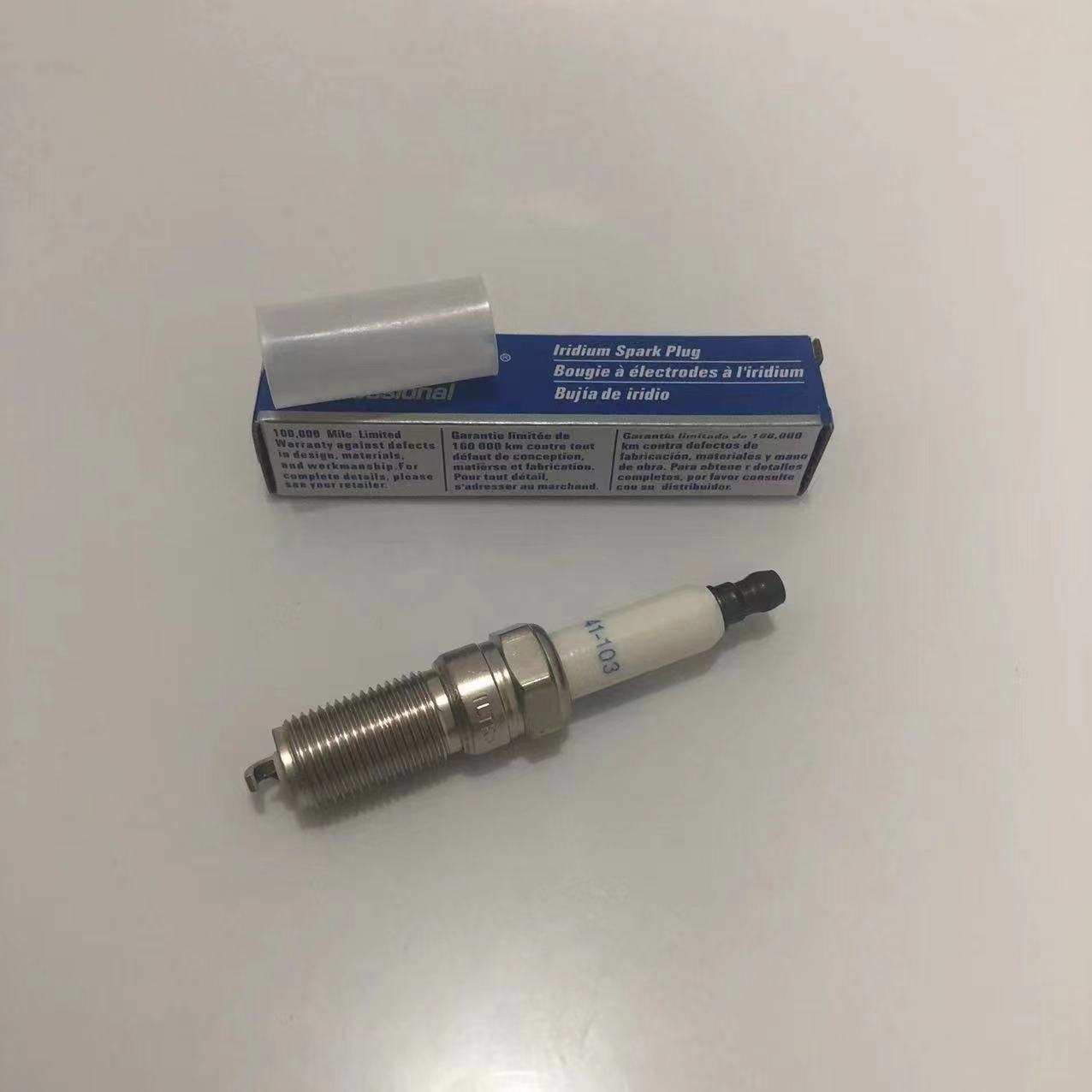 4 шт. 41-103 12625058 ILTR5B-11 иридиевая свеча зажигания, подходящая для Chevrolet Buick GMC Cadillac для Isuzu Ascender 41103 ILTR5B11 4pcs
4 шт. 41-103 12625058 ILTR5B-11 иридиевая свеча зажигания, подходящая для Chevrolet Buick GMC Cadillac для Isuzu Ascender 41103 ILTR5B11 4pcs