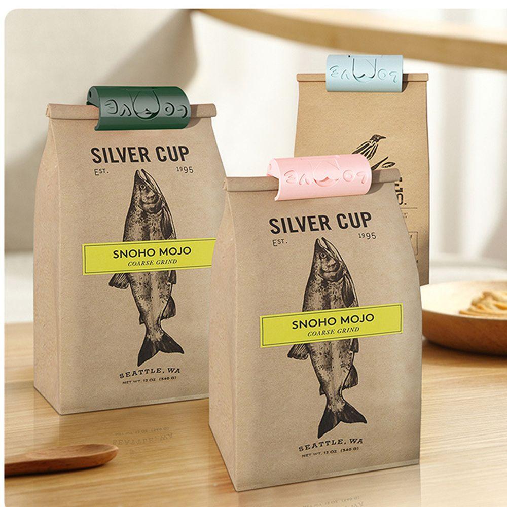 Non-slip Bed Pegs Bed Sheet Mattress Bed Cover Quilt Holder Fixed Buckle Sheet Holder Sheet Clips
Non-slip Bed Pegs Bed Sheet Mattress Bed Cover Quilt Holder Fixed Buckle Sheet Holder Sheet Clips