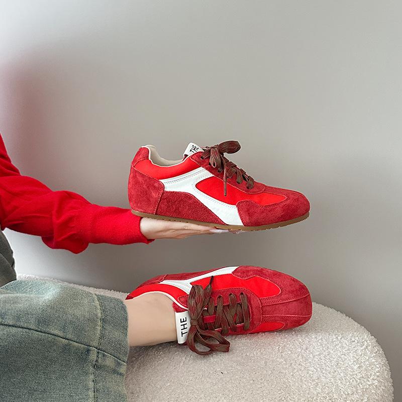 New inner heightening strap thick baseplate shoes 2025 spring and autumn red leather German training shoes square head soft sole Forrest Gump shoes 35 красный
New inner heightening strap thick baseplate shoes 2025 spring and autumn red leather German training shoes square head soft sole Forrest Gump shoes 35 красный