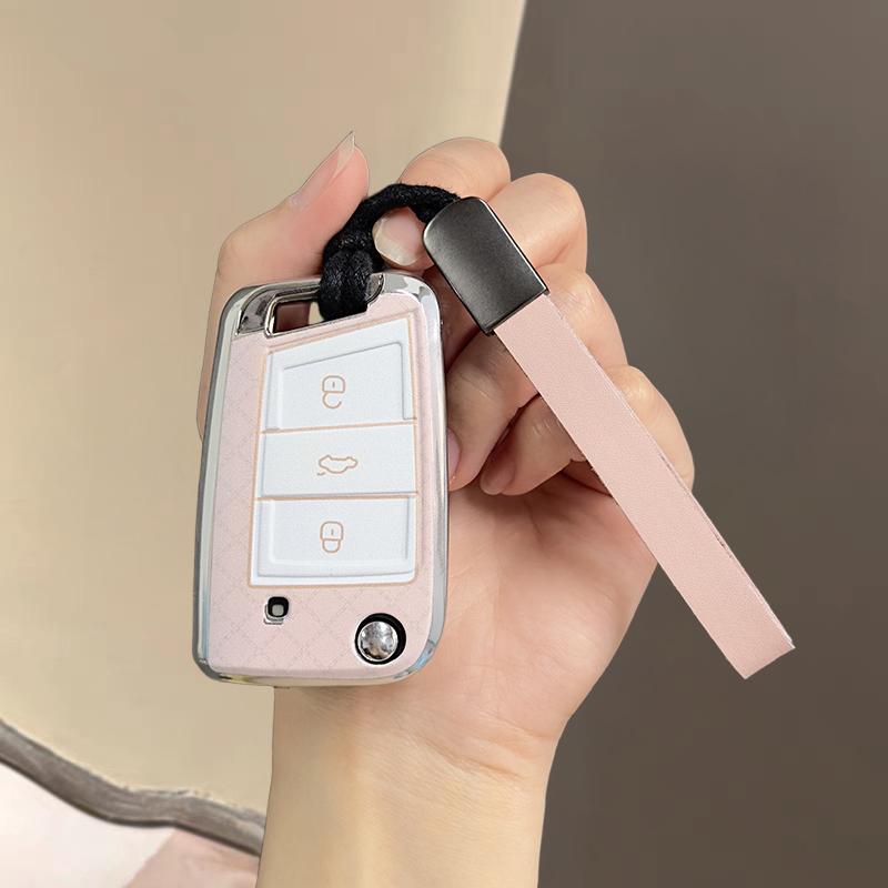 TPU Car Key Case Remote Cover Shell Holder Chain Styling Fob for VW Volkswagen T-ROC Golf 7 Polo Tiguan T-Cross Jetta EOS Beetle
TPU Car Key Case Remote Cover Shell Holder Chain Styling Fob for VW Volkswagen T-ROC Golf 7 Polo Tiguan T-Cross Jetta EOS Beetle