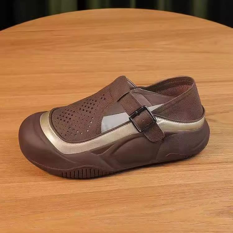 Korean version of foreign trade versatile hole sandals summer wear new thick-soled one-pedal retro mother casual sports shoes 35 коричневий
Korean version of foreign trade versatile hole sandals summer wear new thick-soled one-pedal retro mother casual sports shoes 35 коричневий
