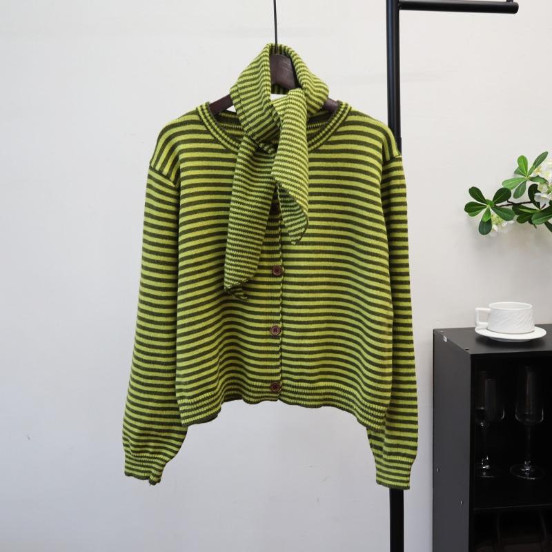 Осень и зима новое чувство дизайна ретро полосатая куртка-свитер свободная уменьшающая возраст тонкий вязаный кардиган женский One size желто-зеленый
Осень и зима новое чувство дизайна ретро полосатая куртка-свитер свободная уменьшающая возраст тонкий вязаный кардиган женский One size желто-зеленый