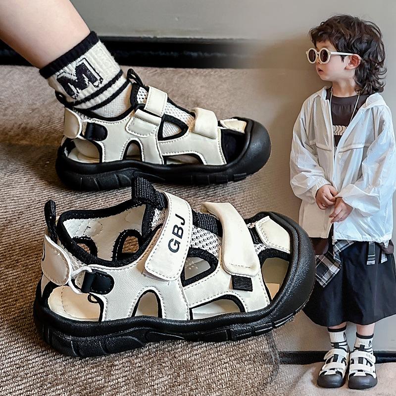 Summer Breathable Boys Sandals Non Slip Toe Cap Soft Sole Beach Shoes Girls Velcro Creek Walking Shoes 19cm inside size 31 чорний
Summer Breathable Boys Sandals Non Slip Toe Cap Soft Sole Beach Shoes Girls Velcro Creek Walking Shoes 19cm inside size 31 чорний