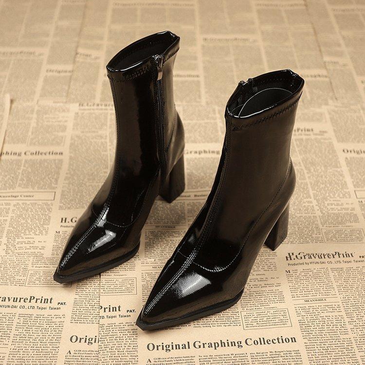 Women s Pointed Thick Heel Short Boots Women s Autumn High Heels Ankle Boots Women s Fashion Retro Temperament Boots Botas Mujer 35
Women s Pointed Thick Heel Short Boots Women s Autumn High Heels Ankle Boots Women s Fashion Retro Temperament Boots Botas Mujer 35