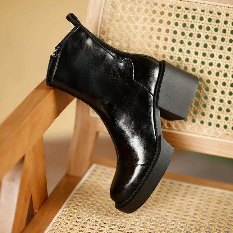 Vintage Warm Thick-Soled Women S Boots, Winter High-Heeled Soft Leather Short Boots, Stylish Chunky Heeled Boots 35
Vintage Warm Thick-Soled Women S Boots, Winter High-Heeled Soft Leather Short Boots, Stylish Chunky Heeled Boots 35