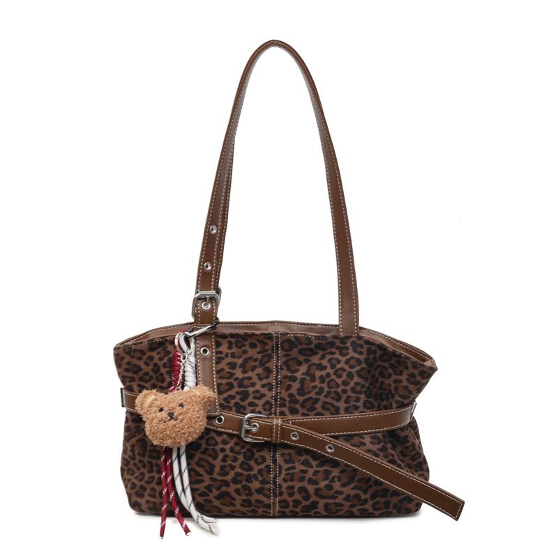 Модная сумка-тоут большой вместимости для женщин, ретро и универсальная сумка на одно плечо, женская сумка под мышкой кофейный
Модная сумка-тоут большой вместимости для женщин, ретро и универсальная сумка на одно плечо, женская сумка под мышкой кофейный