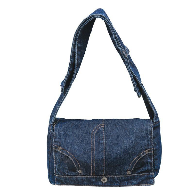 Casual Large-capacity Denim Bag Women High-quality Retro Washed Commuting Single-shoulder Underarm
Casual Large-capacity Denim Bag Women High-quality Retro Washed Commuting Single-shoulder Underarm