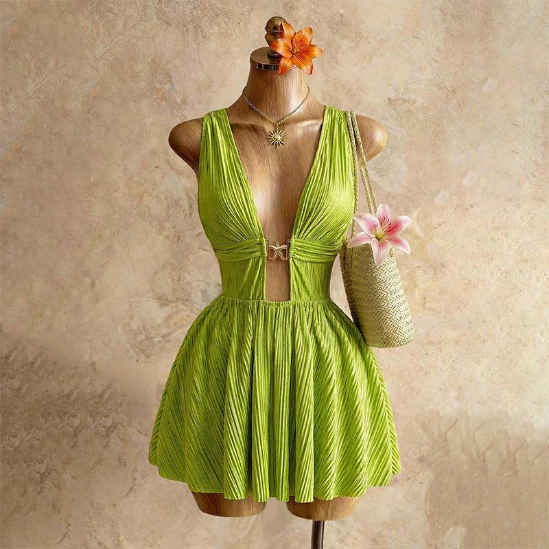 2026 Summer Korean Deep V-Neck Resort Style Dress - Slimming, Flattering, and Fresh Small зелёный
2026 Summer Korean Deep V-Neck Resort Style Dress - Slimming, Flattering, and Fresh Small зелёный