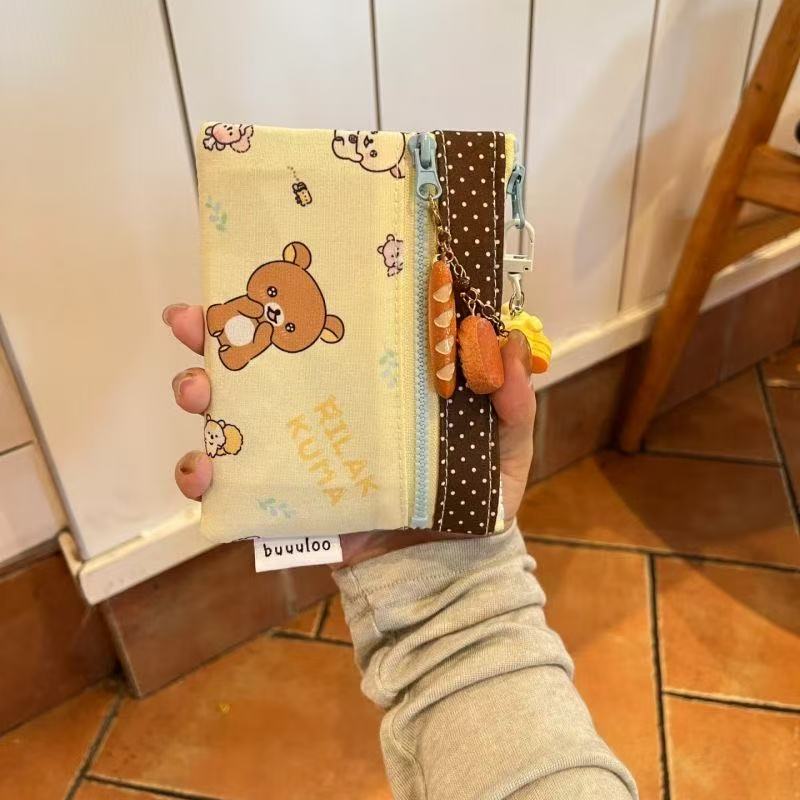 New Original Color-blocked Cartoon Bear Double-layer Cosmetic Bag Cute Large-capacity Card ID Aunt Towel Storage Coin Purse Gift
New Original Color-blocked Cartoon Bear Double-layer Cosmetic Bag Cute Large-capacity Card ID Aunt Towel Storage Coin Purse Gift