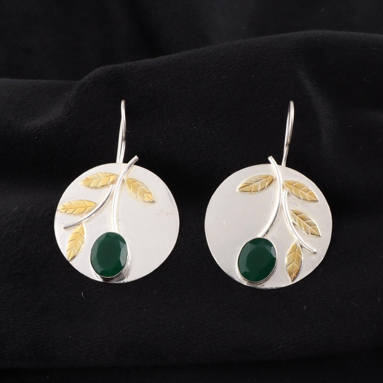 Green Onyx Gemstone 925 Sterling Silver Jewelry Handmade Earrings 1.73 For Her EE-176-21
Green Onyx Gemstone 925 Sterling Silver Jewelry Handmade Earrings 1.73 For Her EE-176-21