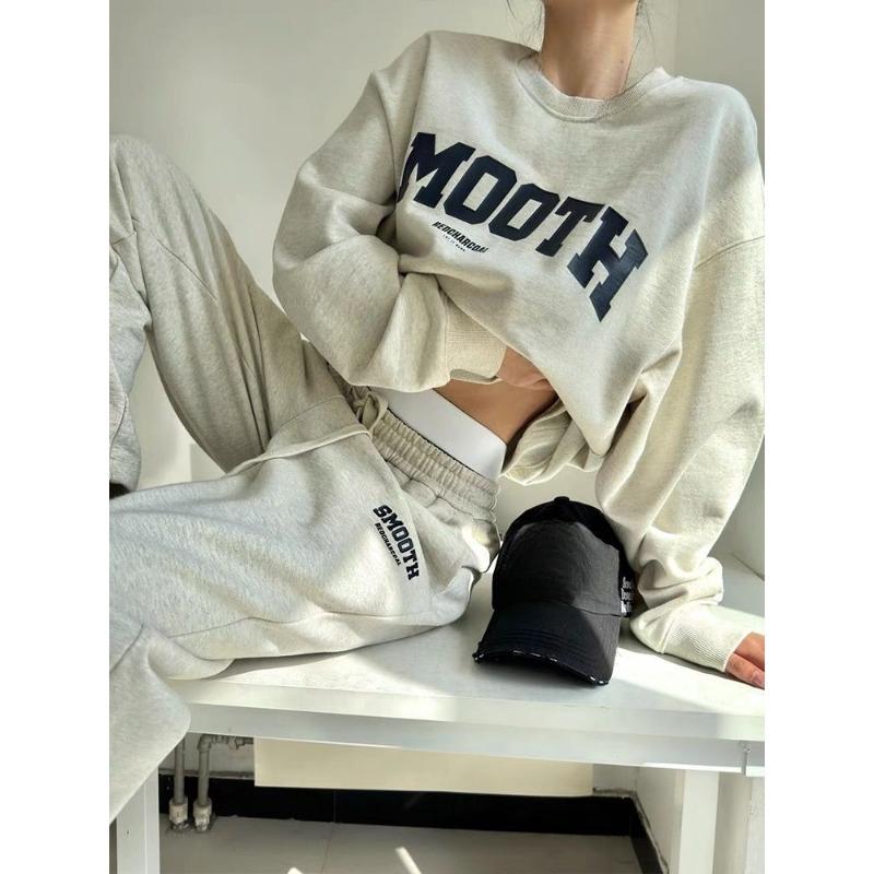 Спортивный комплект для женщин, осень, студенты, корейская версия, свободная, тонкая, модная, сетевая, красная толстовка с капюшоном, повседневная, из двух частей, одежда для бега, прилив XL светло-серый
Спортивный комплект для женщин, осень, студенты, корейская версия, свободная, тонкая, модная, сетевая, красная толстовка с капюшоном, повседневная, из двух частей, одежда для бега, прилив XL светло-серый