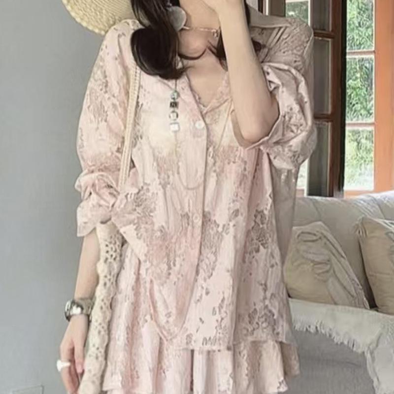 2026 Summer Arrival: High-End Sunset Monologue Loose Shirt & Trendy High-Waisted Skirt Set Small розовый
2026 Summer Arrival: High-End Sunset Monologue Loose Shirt & Trendy High-Waisted Skirt Set Small розовый