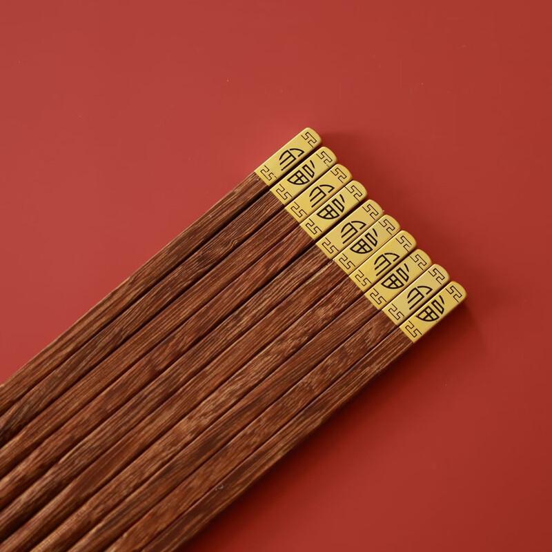 Wedding Gift Chopsticks Set
Wedding Gift Chopsticks Set