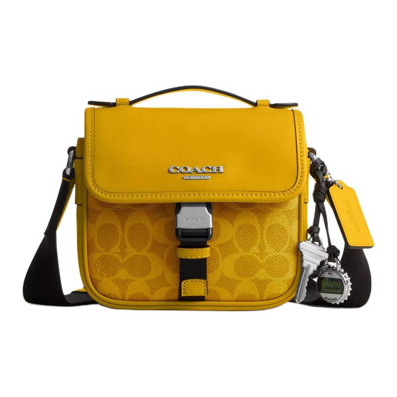 COACH RACER 17 contrasting print coated canvas and calfskin crossbody bag small men s yellow жовтий
COACH RACER 17 contrasting print coated canvas and calfskin crossbody bag small men s yellow жовтий